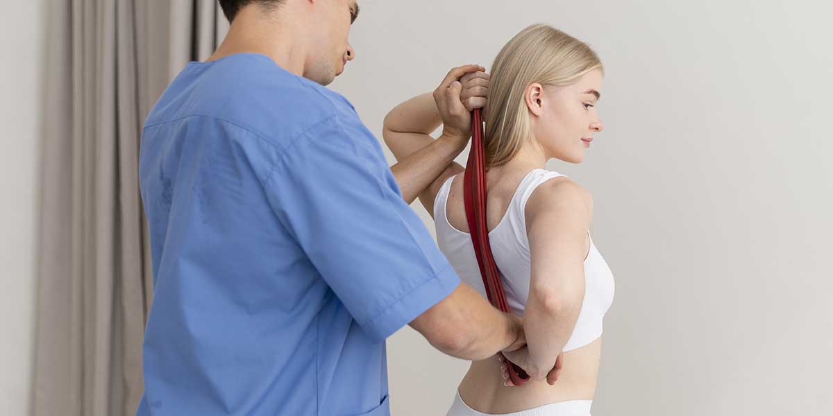 physical therapy help with scoliosis